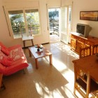 Beautiful sunny 2 bedroom apartment in Mas Oliva, Roses