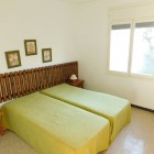 Hermoso y soleado apartamento de 2 dormitorios en Mas Oliva, Roses