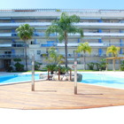 In vendita duplex con 2 camere da letto, terrazza e piscina a Santa Margarita, Roses