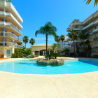 In vendita duplex con 2 camere da letto, terrazza e piscina a Santa Margarita, Roses